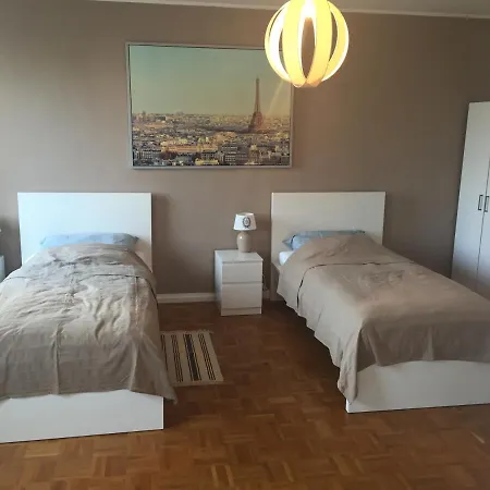 Boardinghouse Apartment